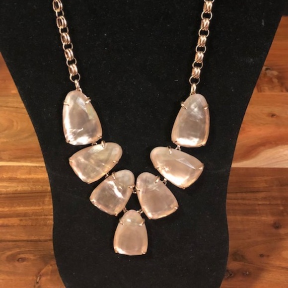 Kendra Scott Rose Gold Harlow Necklace - Picture 3 of 6